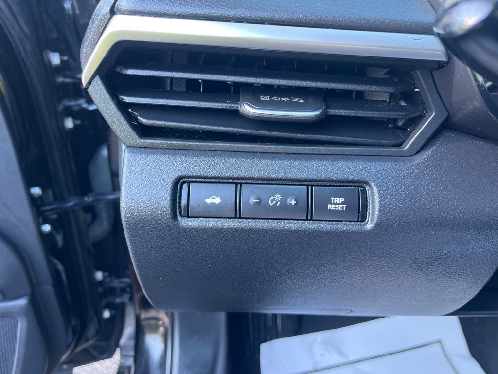 2020 Nissan Altima Image 15