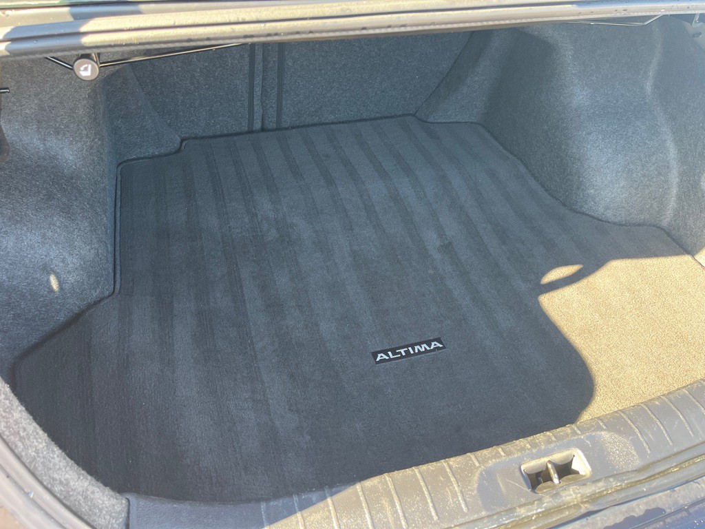 2020 Nissan Altima Image 22