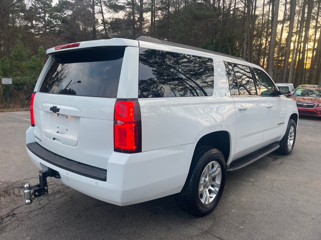 2020 Chevrolet Suburban Image 4
