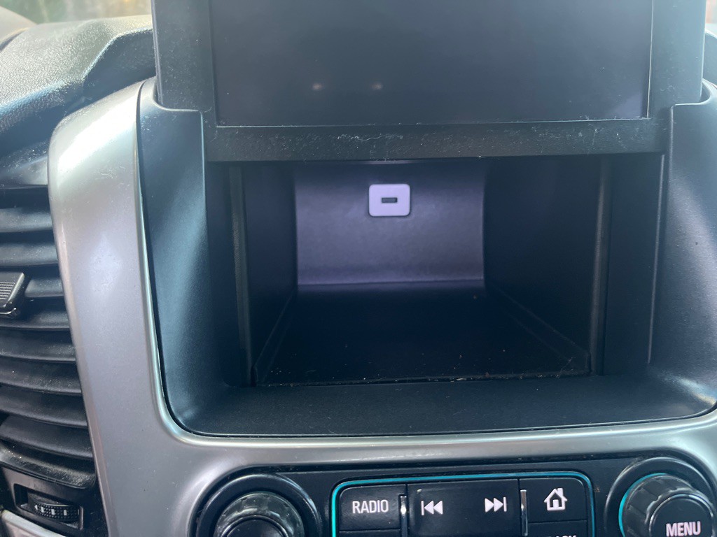 2020 Chevrolet Suburban Image 23