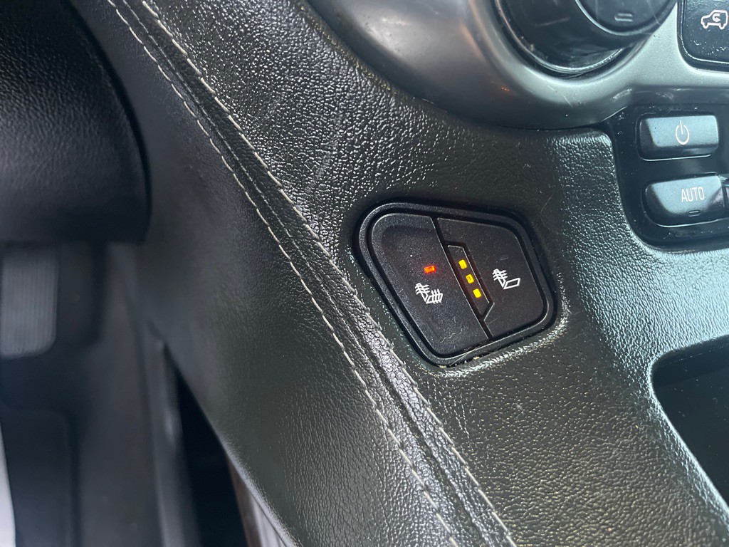 2020 Chevrolet Suburban Image 25