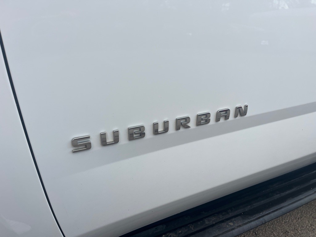 2020 Chevrolet Suburban Image 31