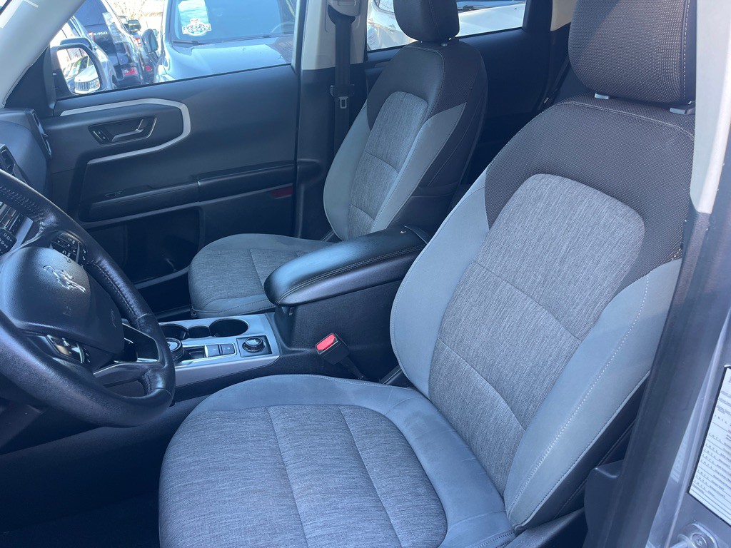 2021 Ford Bronco Image 9