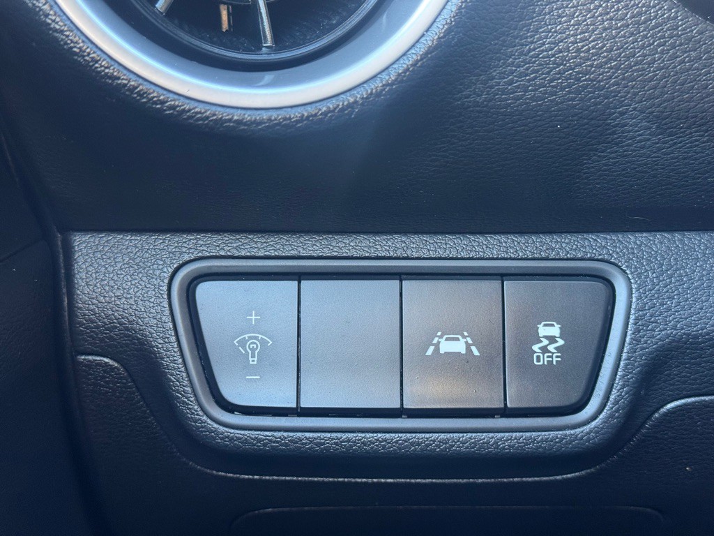 2020 Kia Forte Image 27