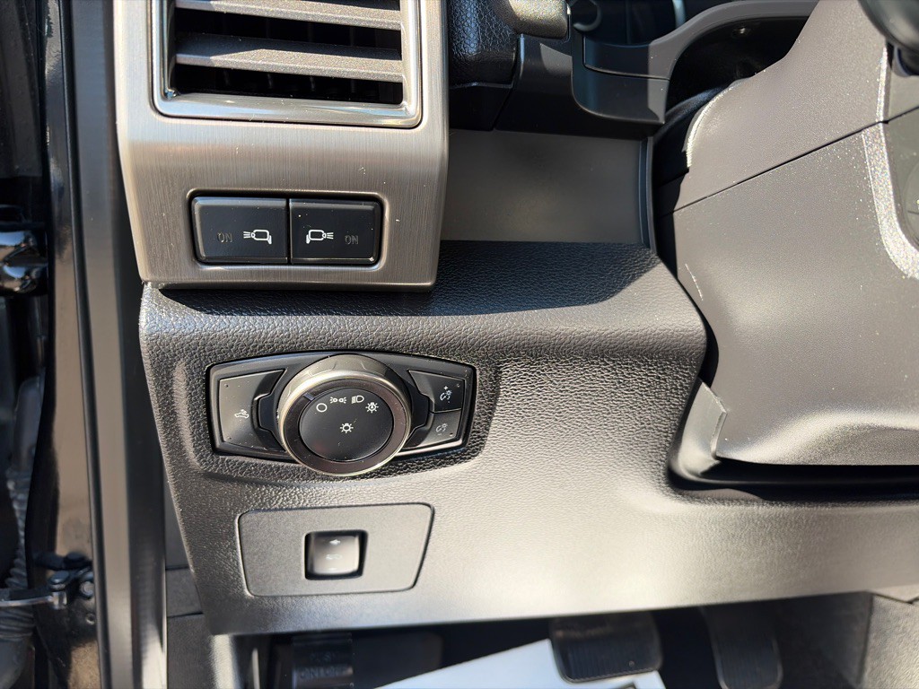 2018 Ford F-150 Image 18