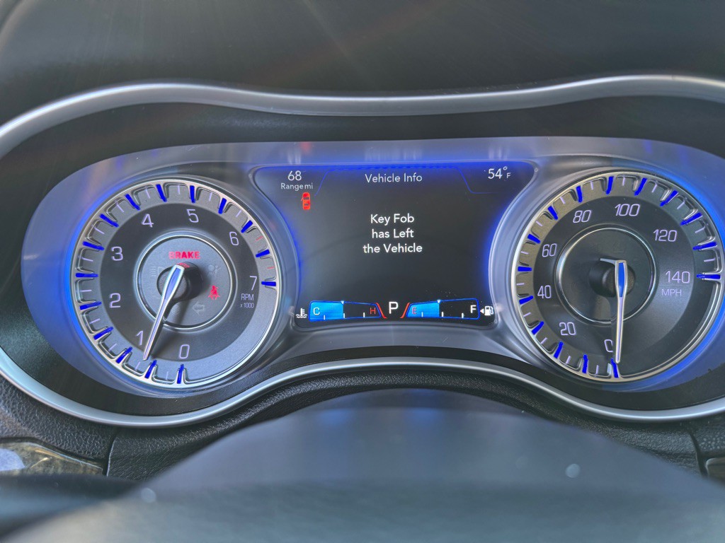 2018 Chrysler 300 Image 21