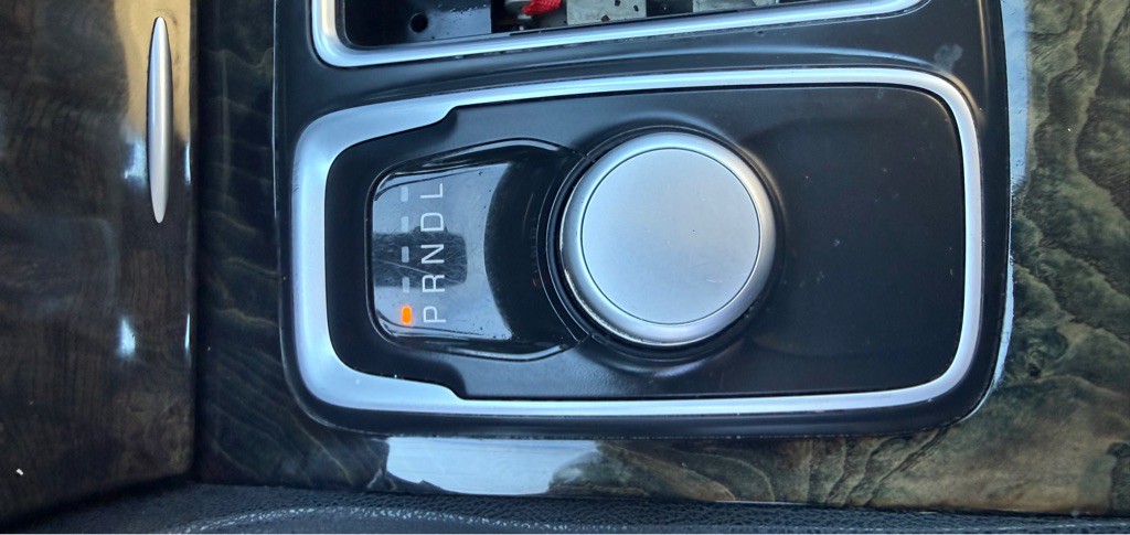 2018 Chrysler 300 Image 24