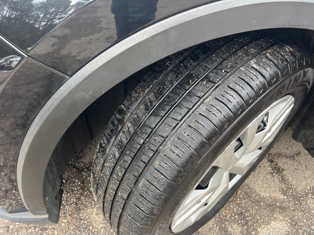 2021 Toyota C-HR Image 25