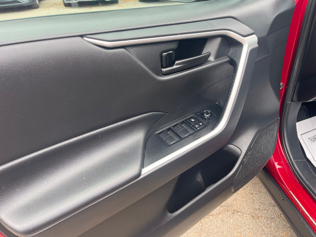 2021 Toyota Rav4 Image 9