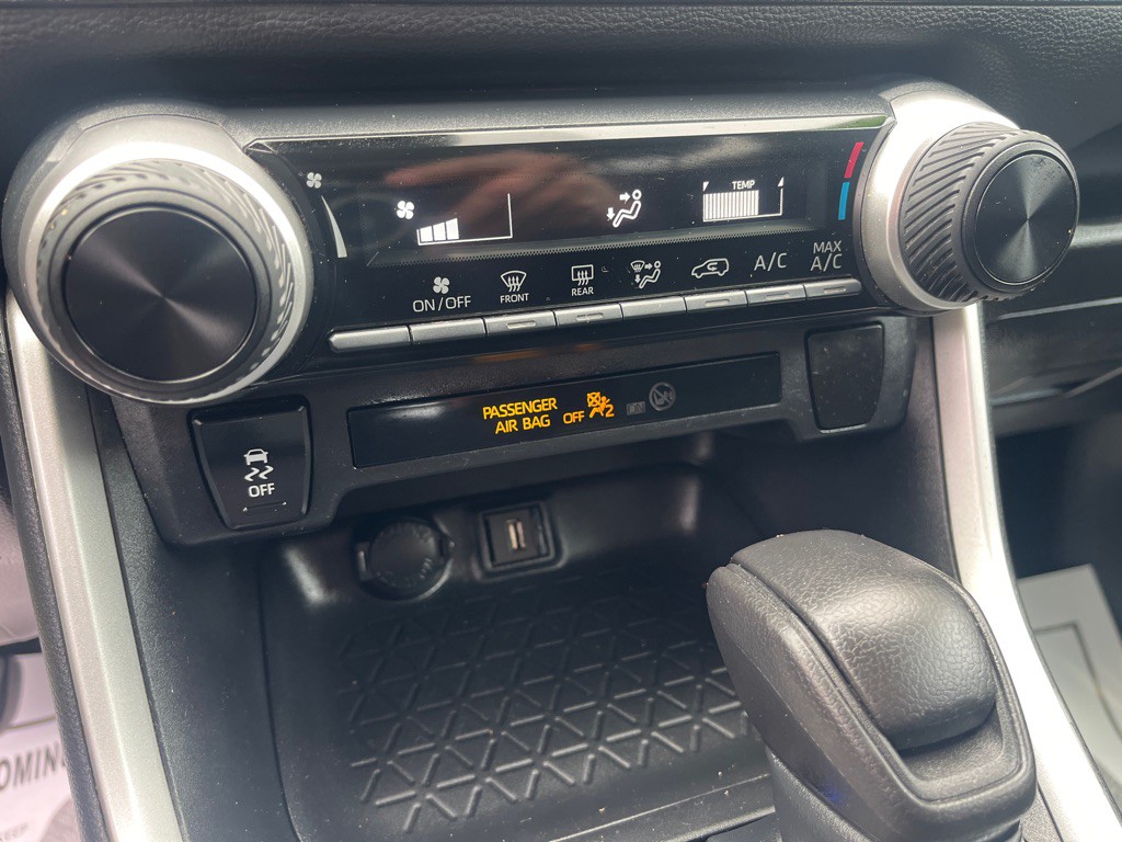 2021 Toyota Rav4 Image 16