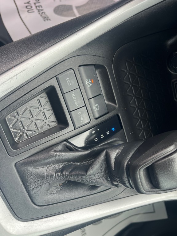 2021 Toyota Rav4 Image 17