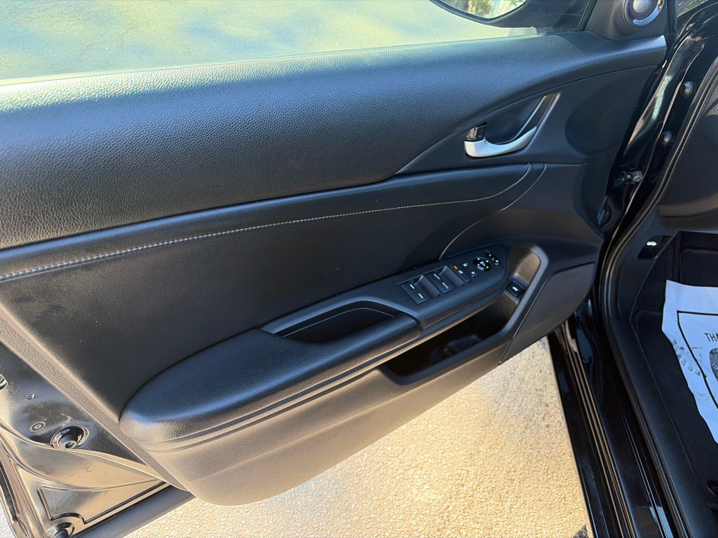 2020 Honda Insight Image 7