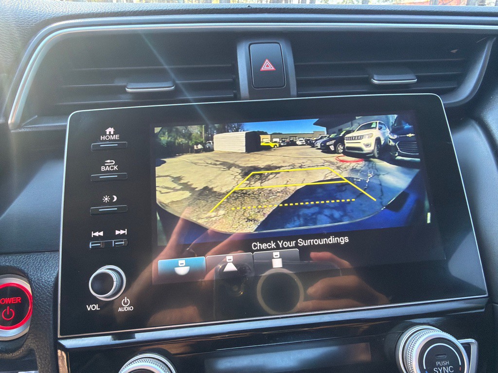 2020 Honda Insight Image 17