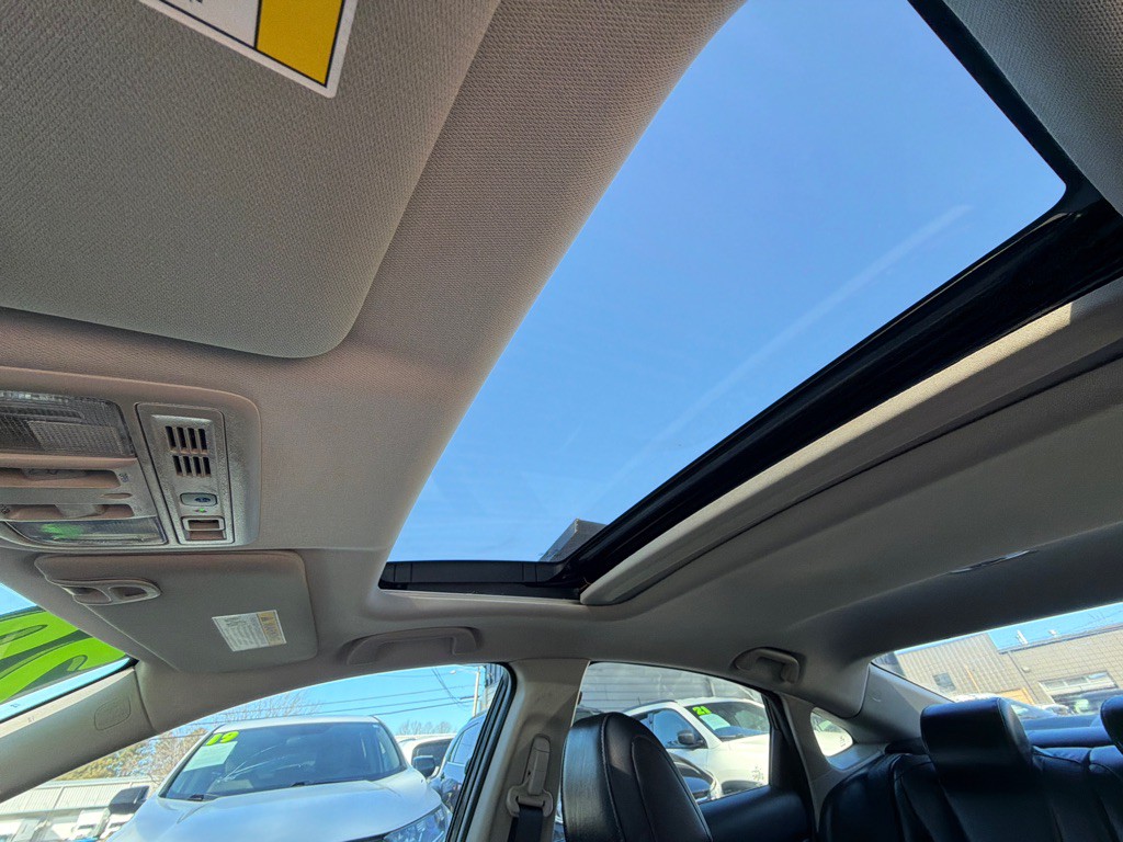 2020 Honda Insight Image 22