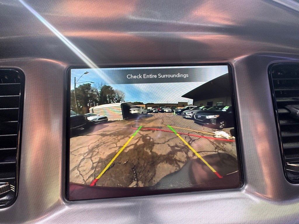 2020 Dodge Charger Image 18