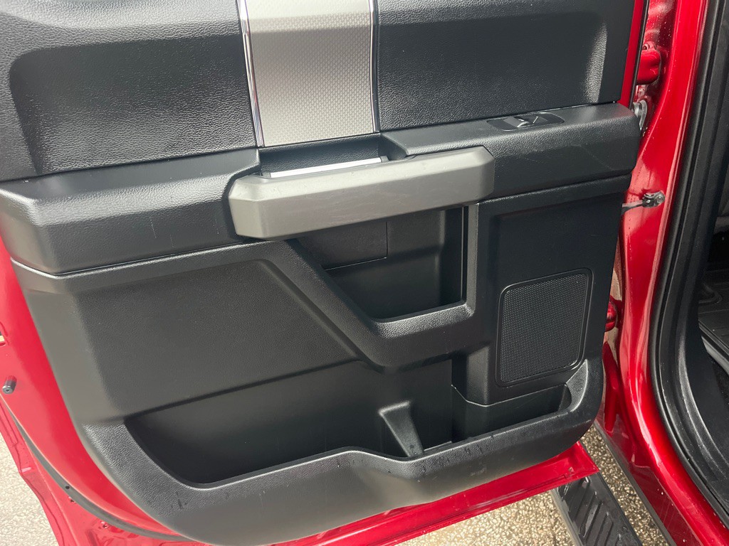 2017 Ford F-150 Image 17