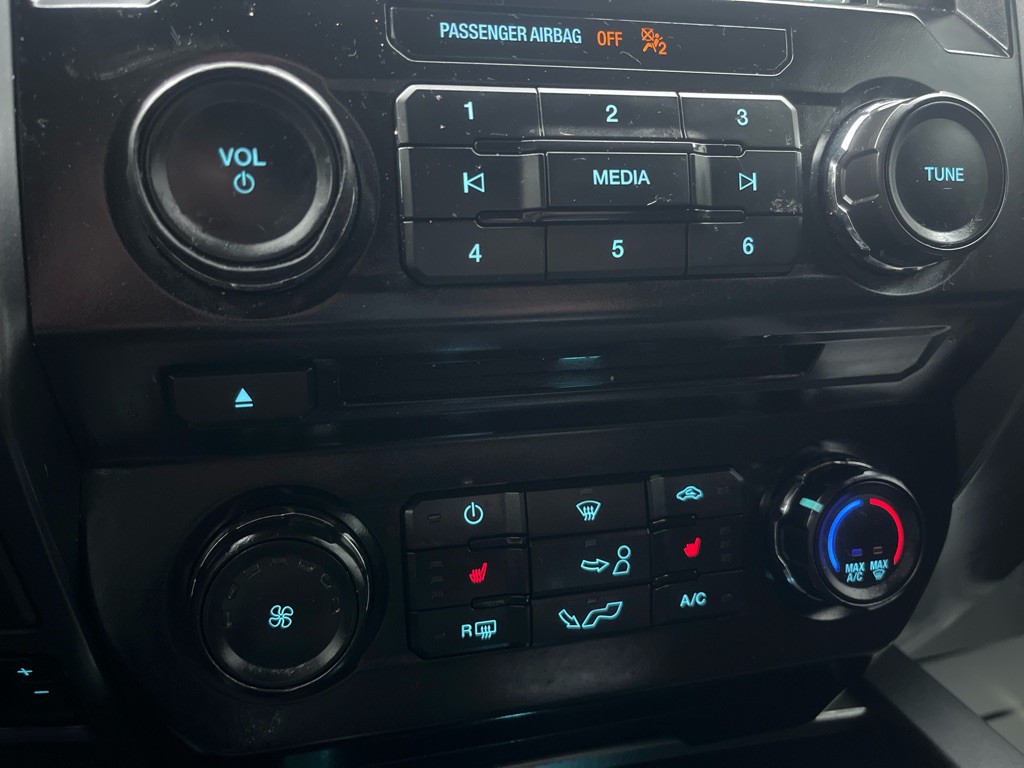 2017 Ford F-150 Image 25