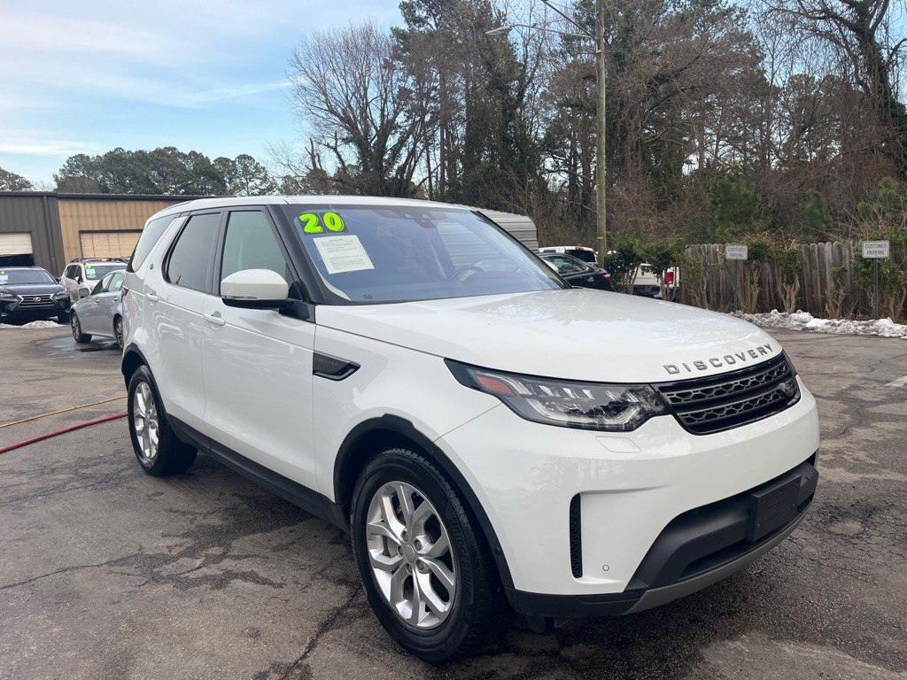 2020 Land Rover Discovery Image 3