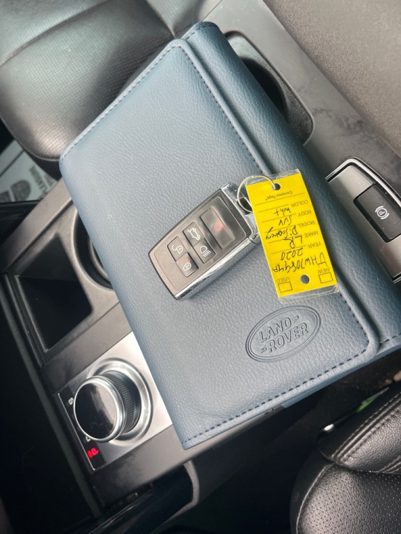 2020 Land Rover Discovery Image 22