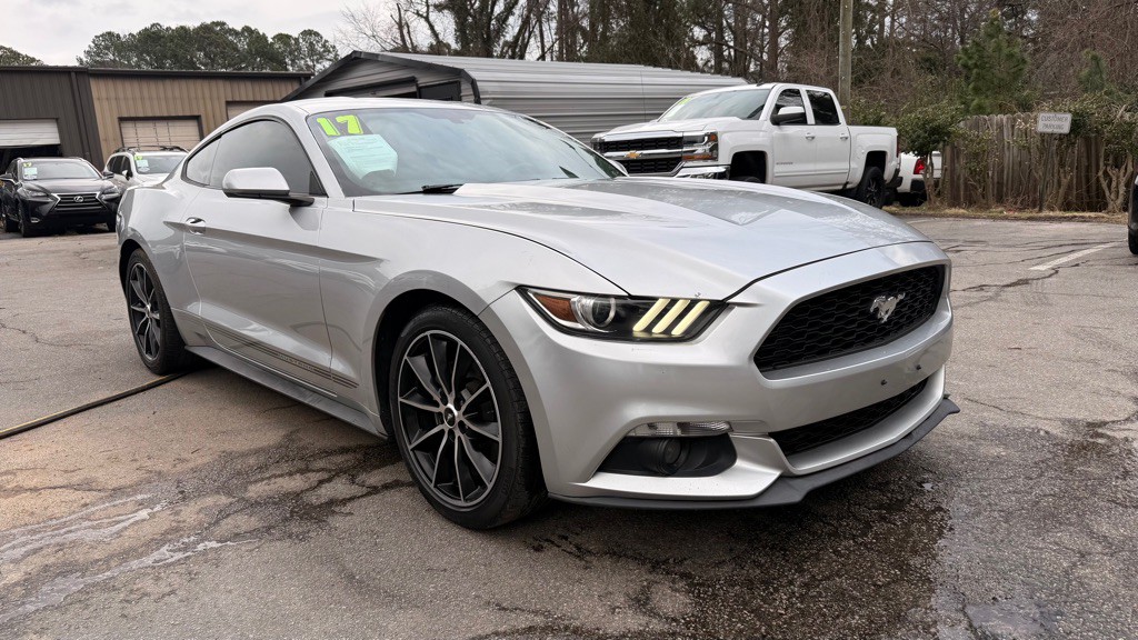 2017 Ford Mustang Image 4