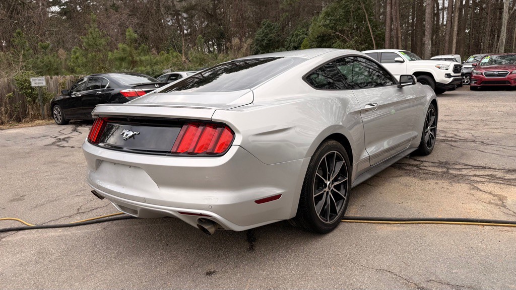 2017 Ford Mustang Image 6