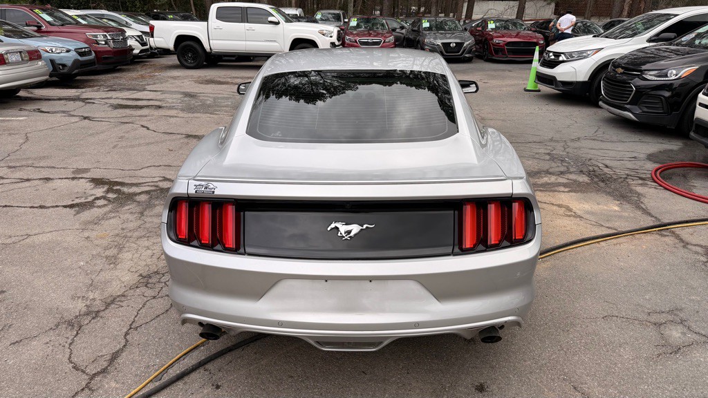 2017 Ford Mustang Image 8