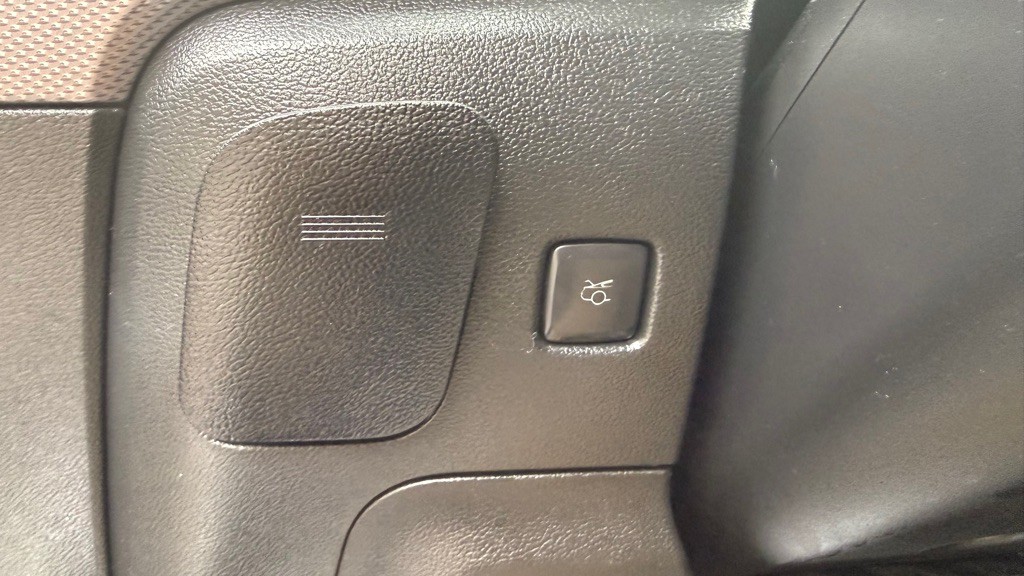 2017 Ford Mustang Image 24