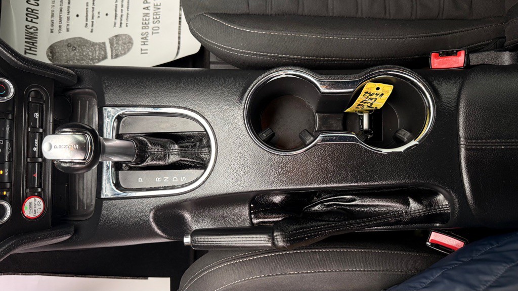 2017 Ford Mustang Image 25