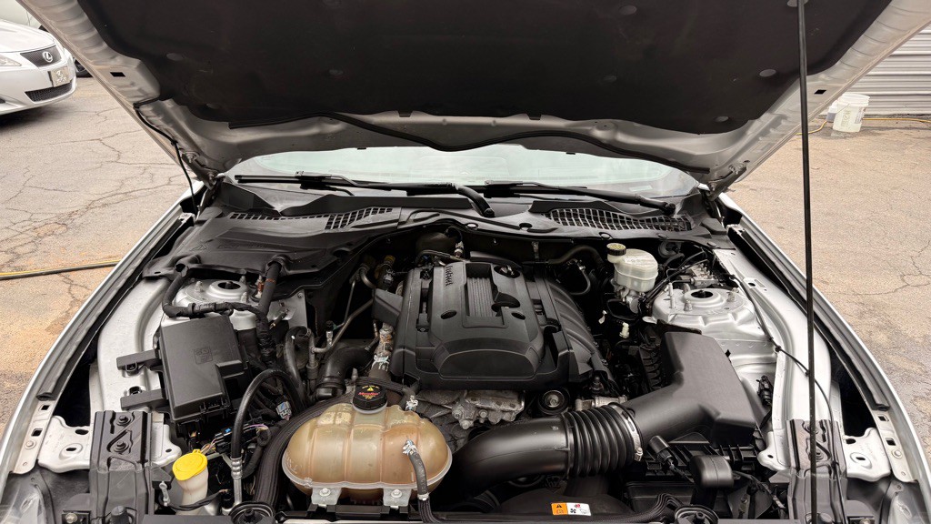 2017 Ford Mustang Image 31