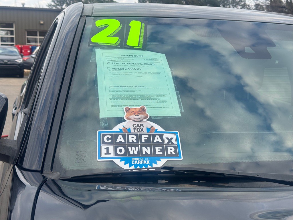 2021 Toyota Tacoma Image 9