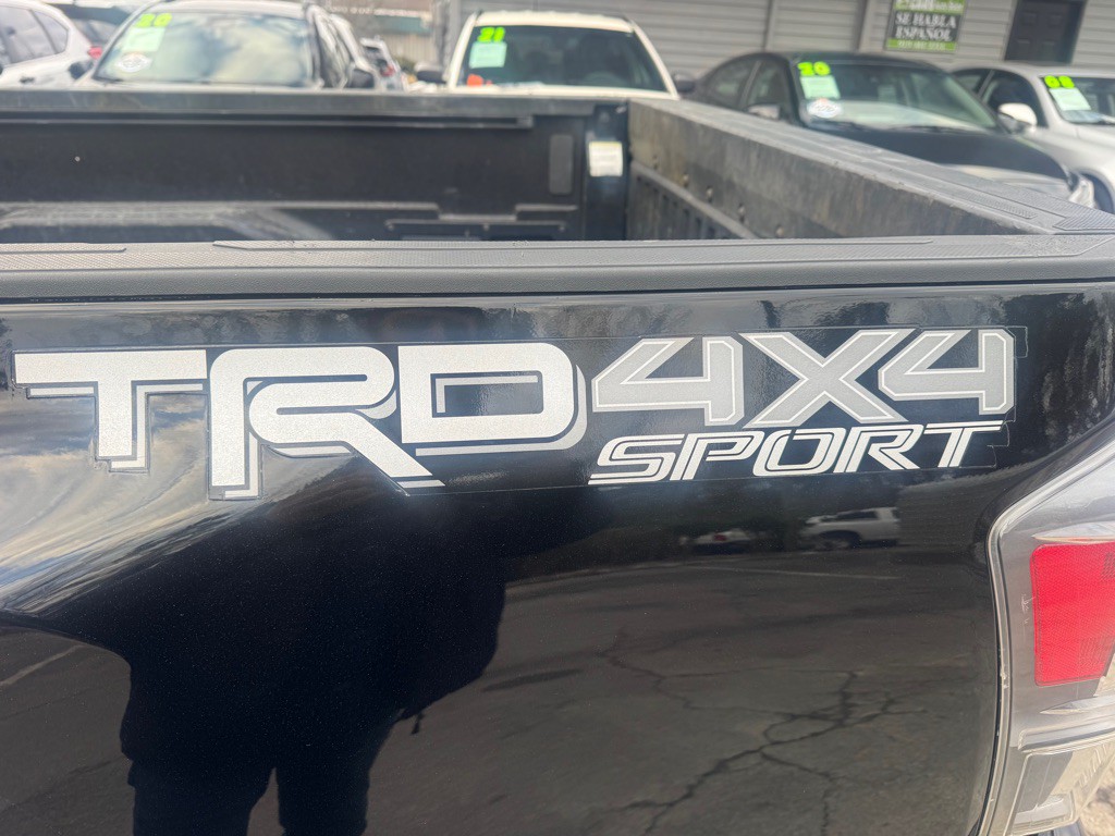 2021 Toyota Tacoma Image 15