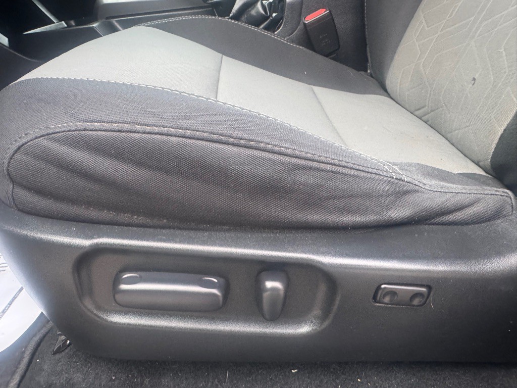 2021 Toyota Tacoma Image 19