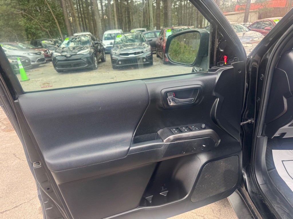 2021 Toyota Tacoma Image 20