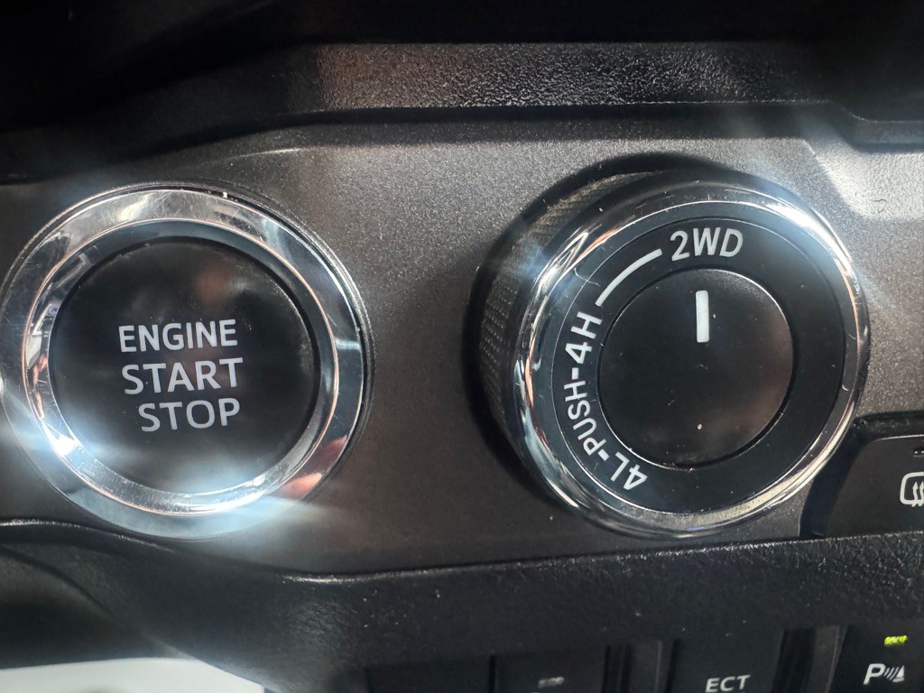 2021 Toyota Tacoma Image 26