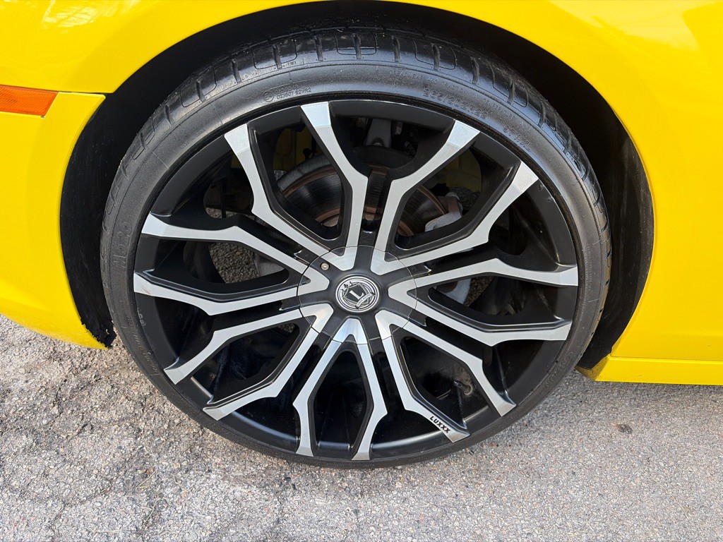 2014 Chevrolet Camaro Image 24