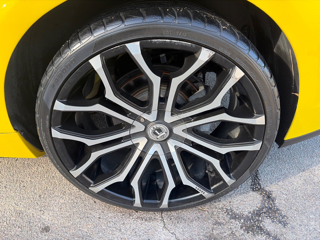 2014 Chevrolet Camaro Image 25