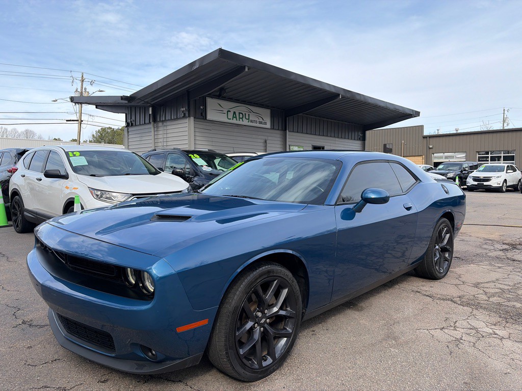 2021 Dodge Challenger Image 1