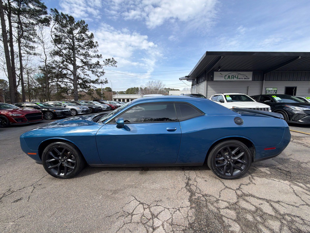 2021 Dodge Challenger Image 7