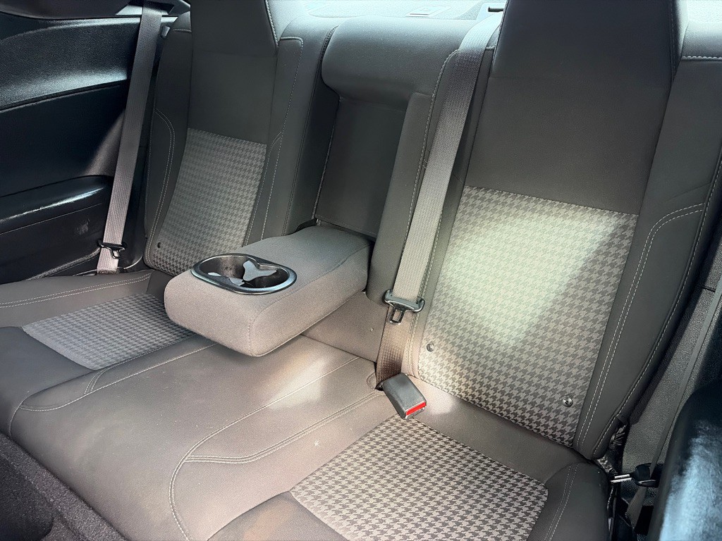 2021 Dodge Challenger Image 10