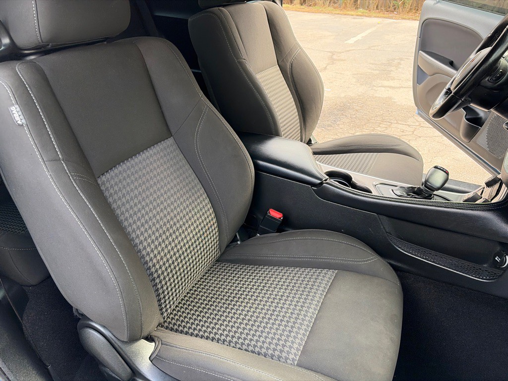 2021 Dodge Challenger Image 13