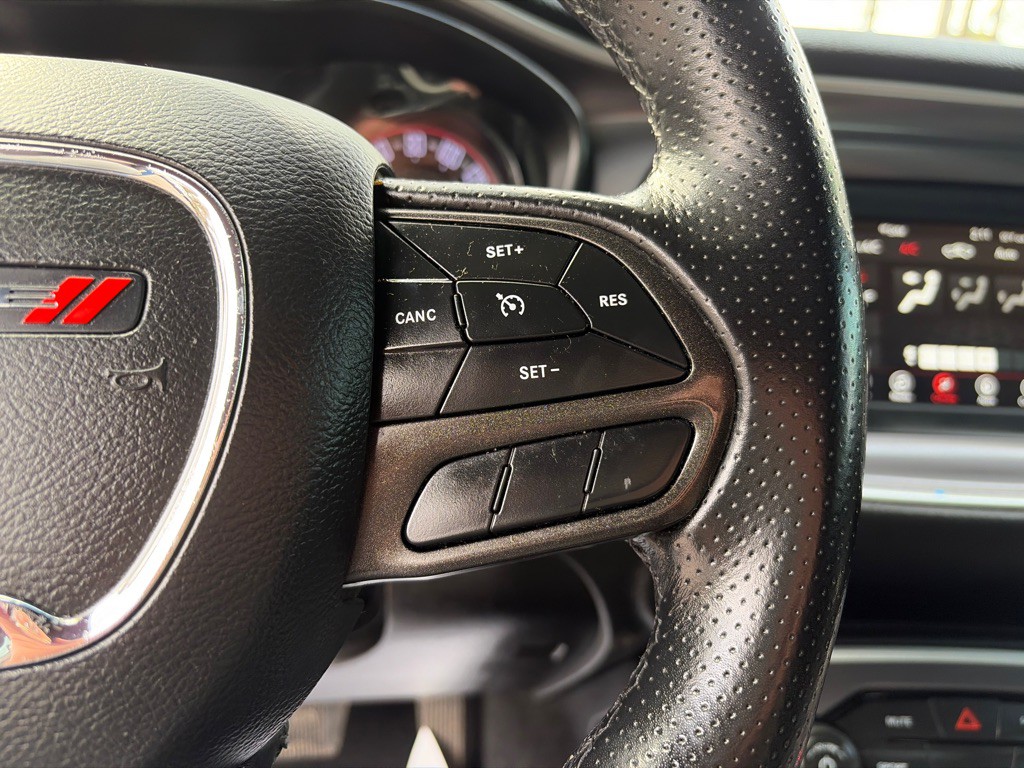 2021 Dodge Challenger Image 16