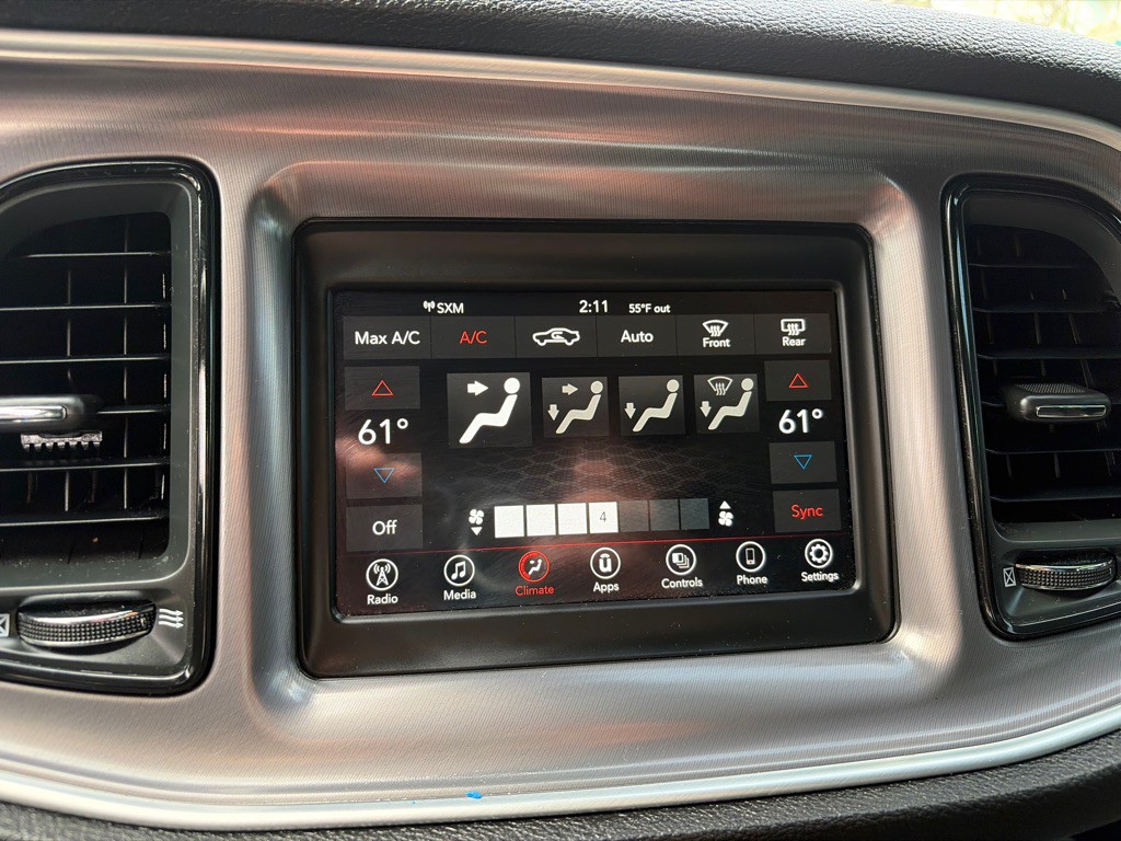 2021 Dodge Challenger Image 18