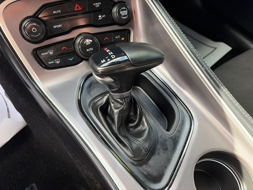 2021 Dodge Challenger Image 22