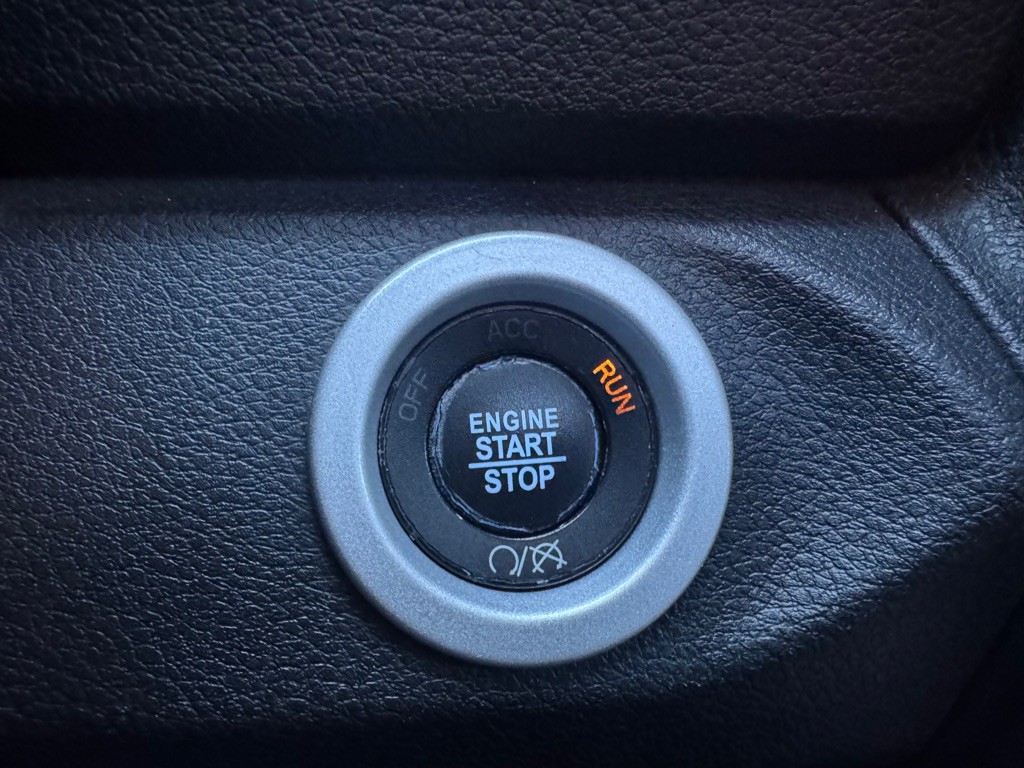 2018 RAM 2500 Image 32