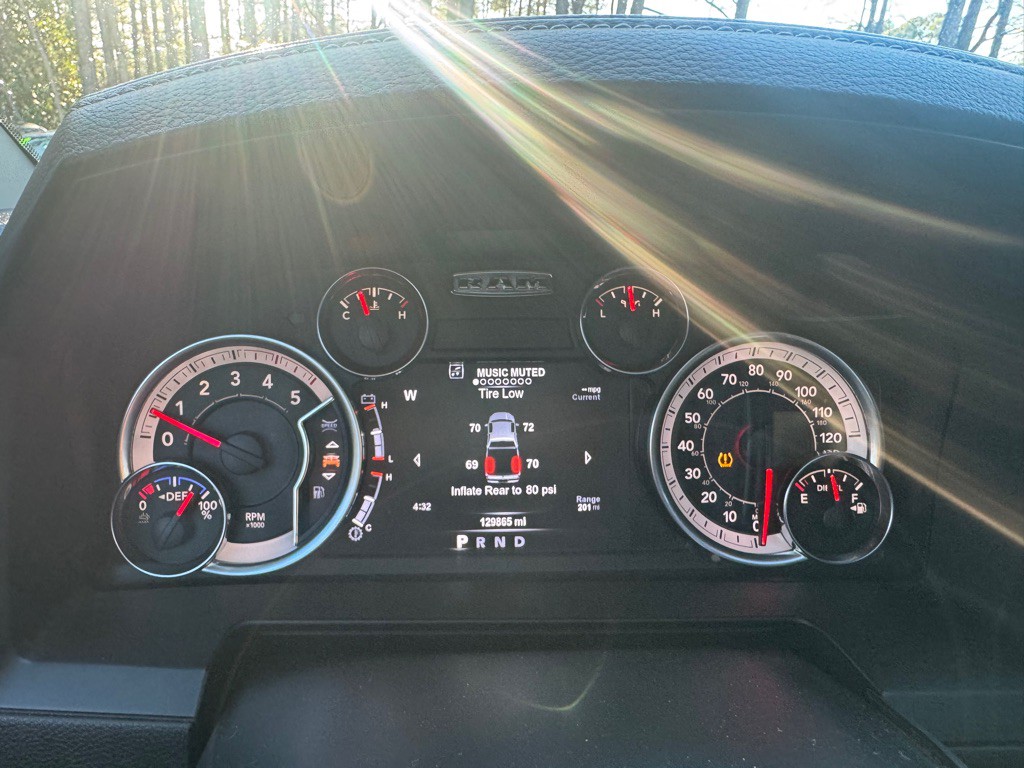 2018 RAM 2500 Image 36