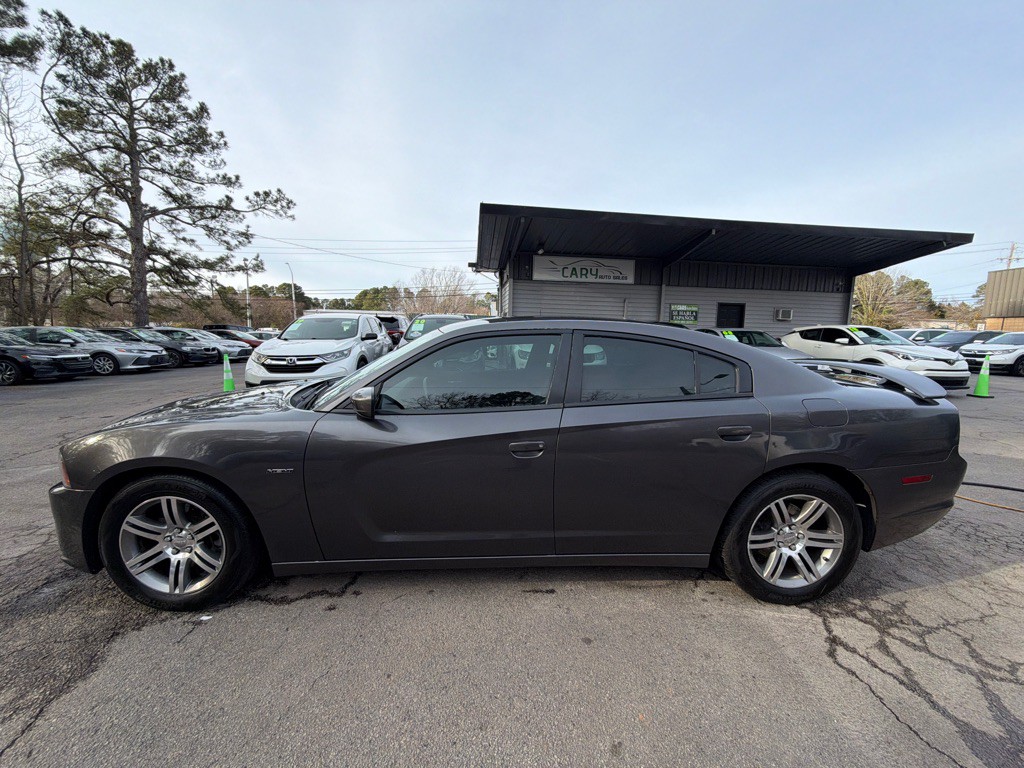 2013 Dodge Charger Image 8