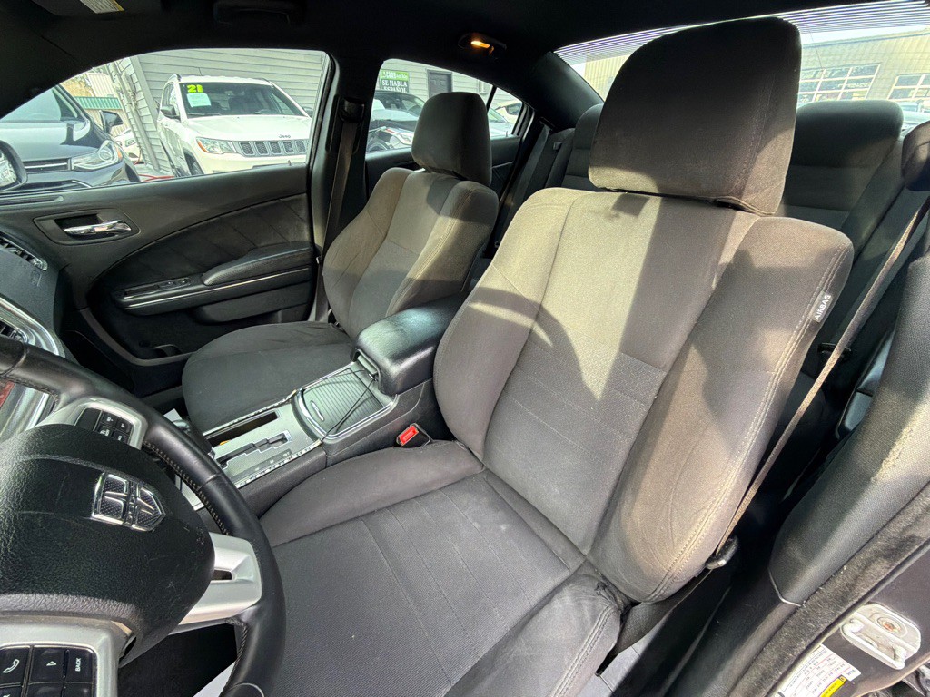 2013 Dodge Charger Image 10