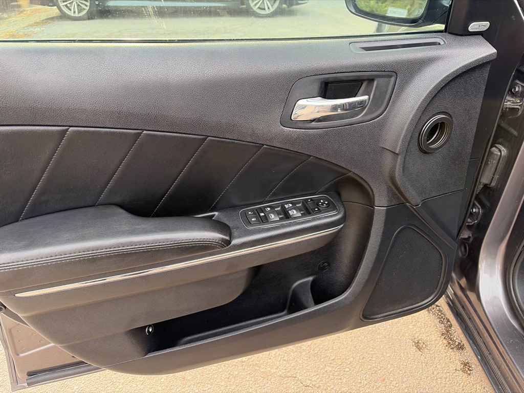 2013 Dodge Charger Image 14