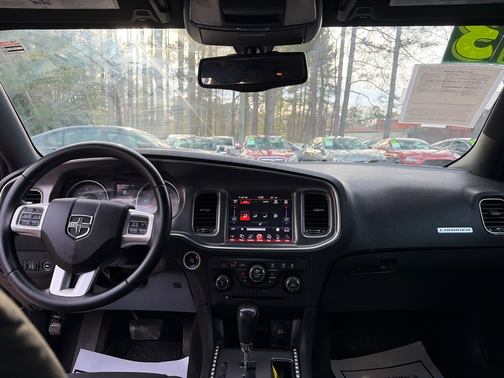 2013 Dodge Charger Image 16