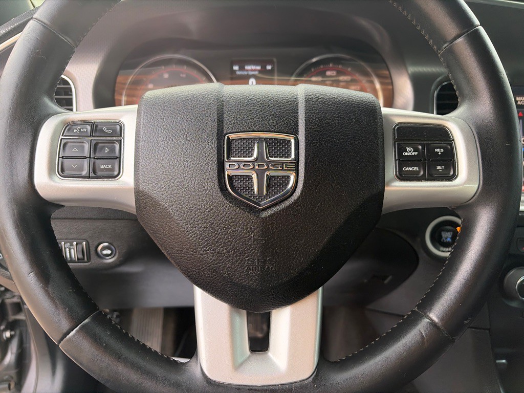 2013 Dodge Charger Image 18
